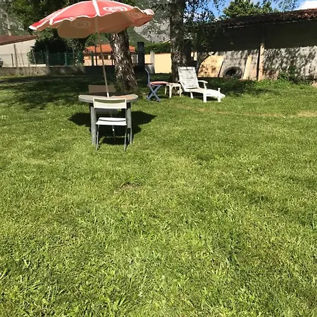 Sur Ariege Apartment *